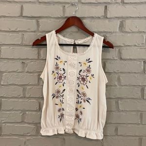 Embroidered Floral Tank 🍂🥀🌼